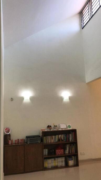 Terrace House Near Stulang Laut Ciq Midvalley Ksl For 7Pax جوهر بهرو المظهر الخارجي الصورة